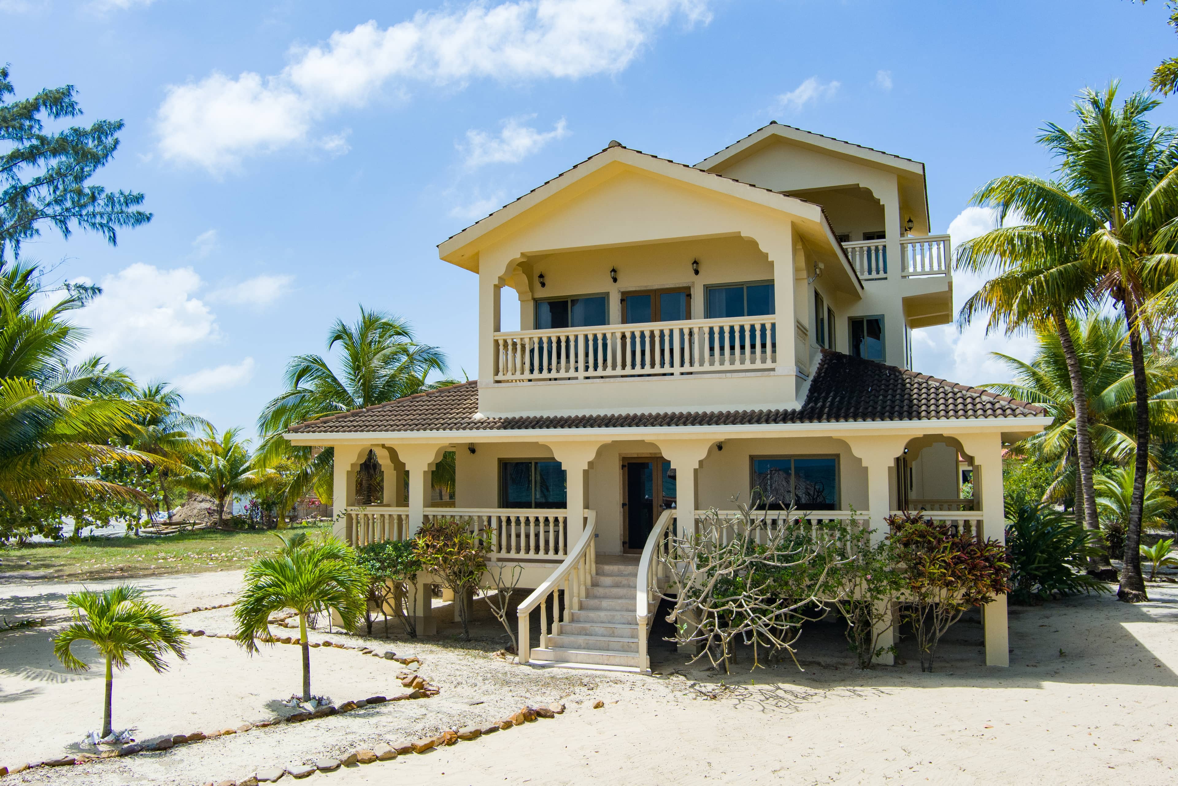 Idyllic Beach Estate with Pier and Staff Quarters — Placencia, Belize