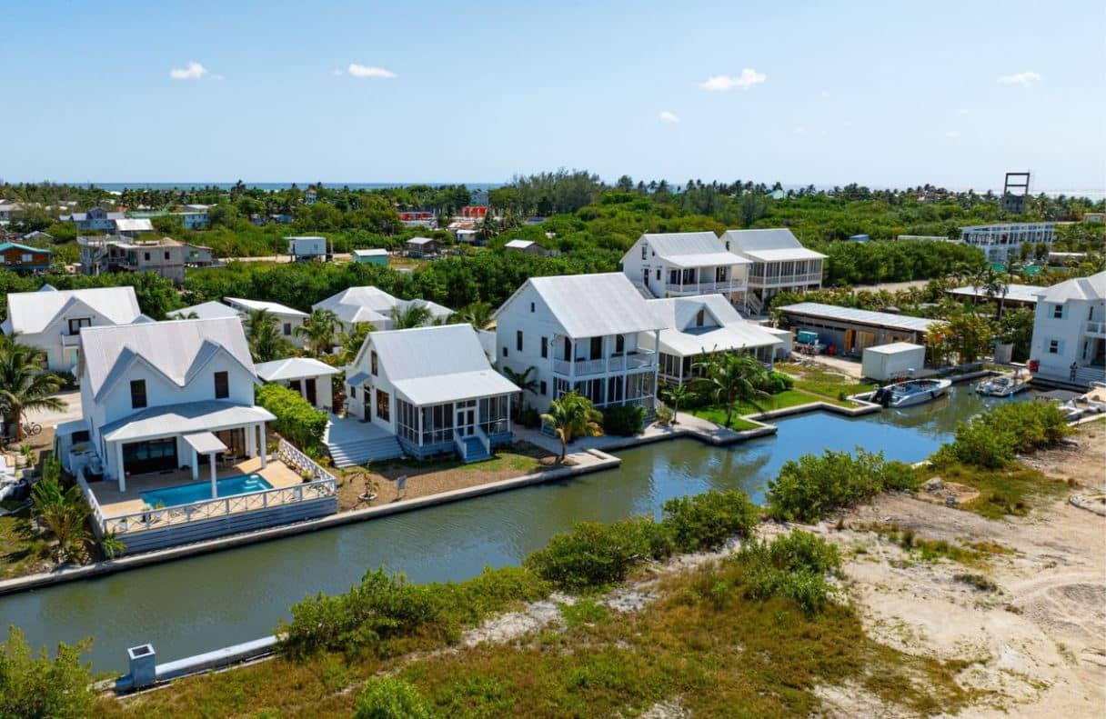 Mahogany Bay Village Property with Financing — San Pedro, Belize