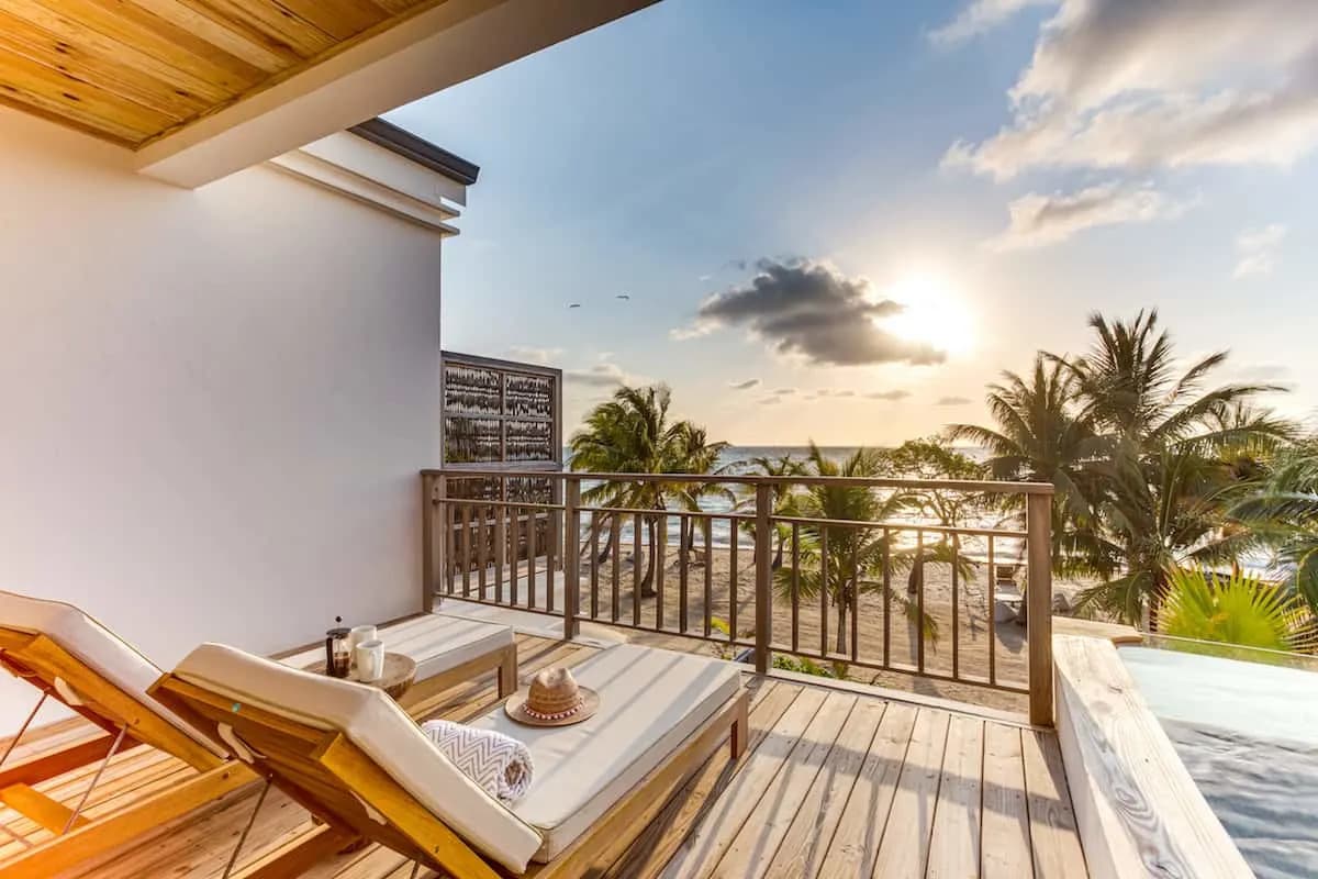 Rare Oceanfront Loft with Private Plunge Pool — photo 1 of 14