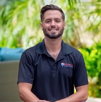 Elliott McAllister, REMAX Island Real Estate