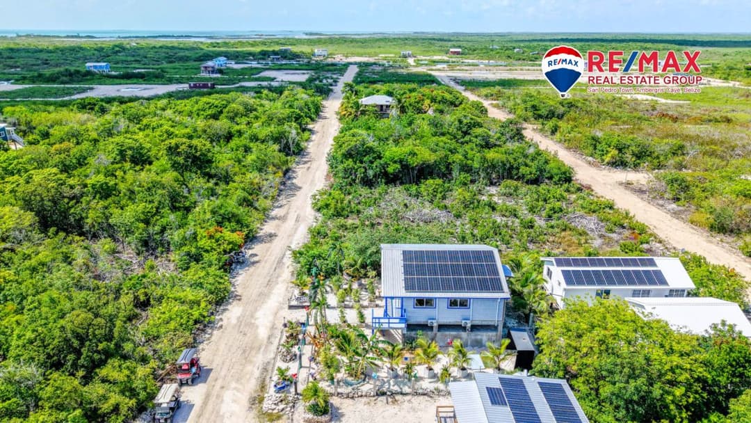 Tropical Off-Grid Home with Rare Included Extras – Parcel 7806 ...