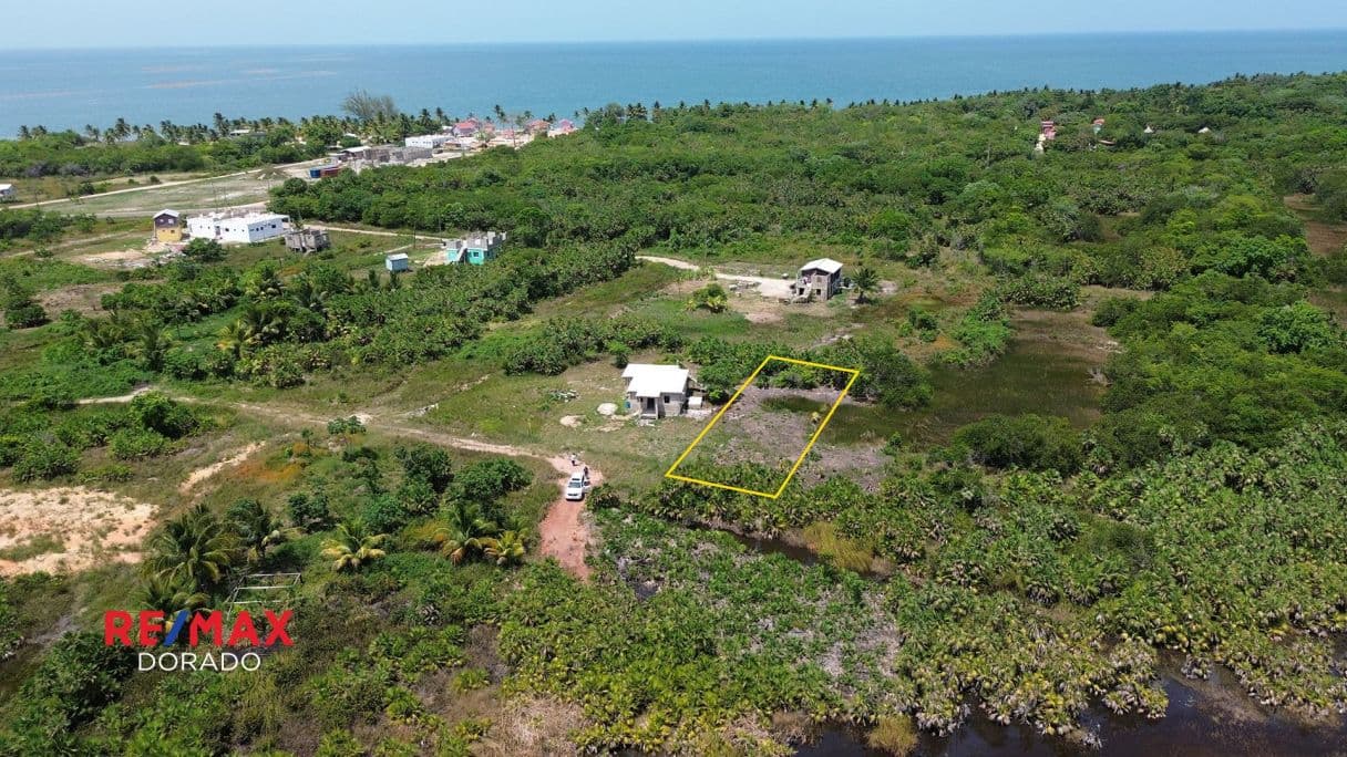 Hopkins, Belize — photo 1 of 5