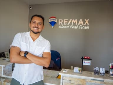 Kristian Guerrero, REMAX Island Real Estate