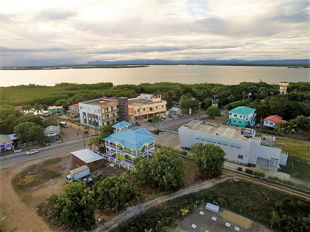 Tropical Vibes money maker — Placencia, Belize