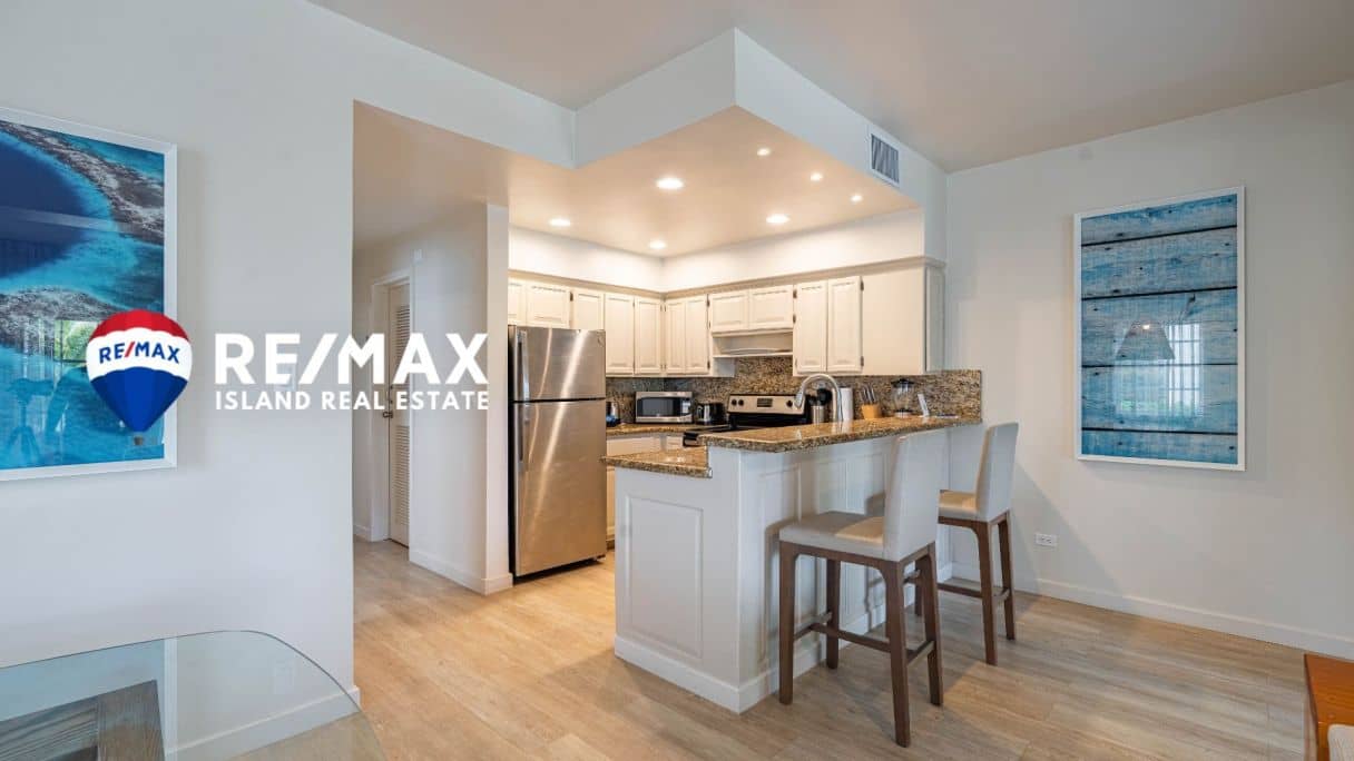 Luxury Beachfront Condo For Sale at Alaia Reef House, Ambergris Caye – Marriott Branded Resort Living. Financing Available — Ambergris Caye, Belize