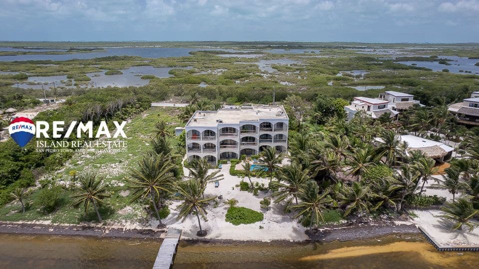 Blue Water Beach Villas Unit D3 Belize Beachfront Condo for Sale — photo 1 of 35