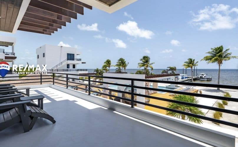 Caribbean Seafront Luxury Condo at Blu Zen- CAYE CAULKER — photo 1 of 10