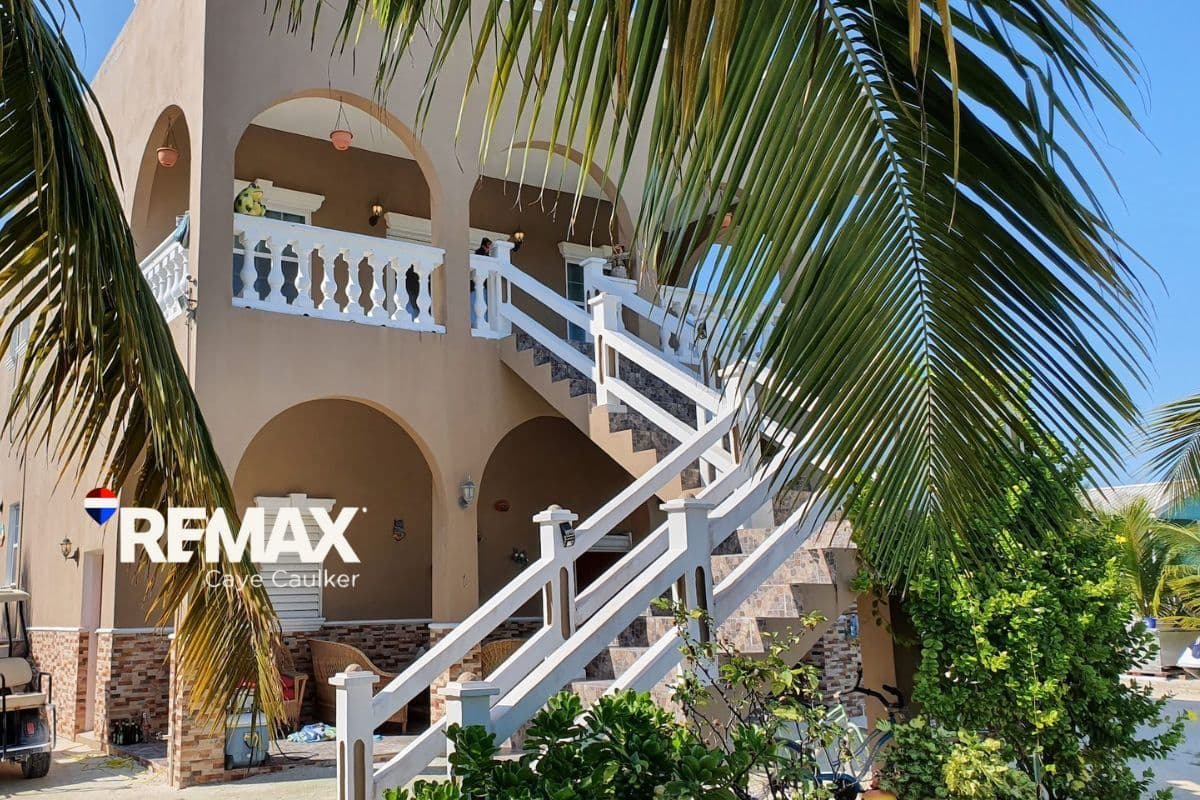 Luxury Caye Caulker House with Two Rental Apartments for Sale — photo 1 of 14