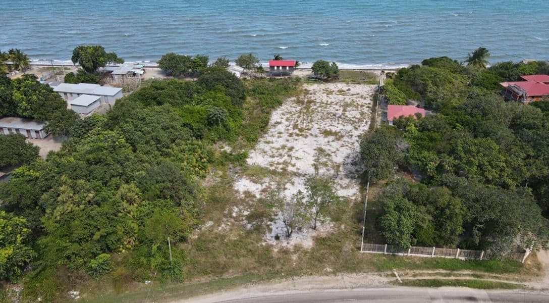 Large Beachfront Lot Located South of Seine Bight — photo 1 of 4