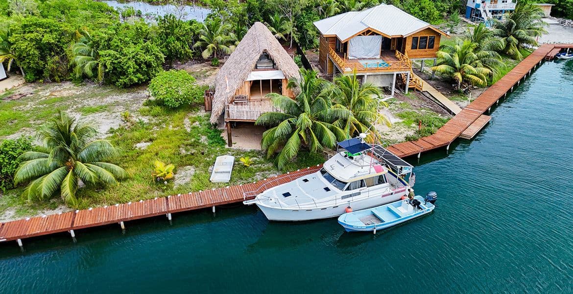 Unique Home on Placencia Caye — photo 1 of 8