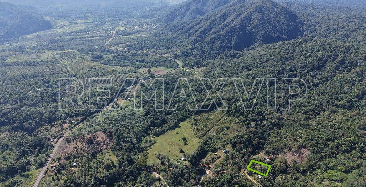 Residential Lot with Beautiful Mountain Views — Alta Vista, Belize