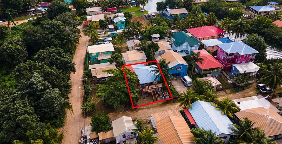 Investment Opportunity in Placencia Village — photo 1 of 6