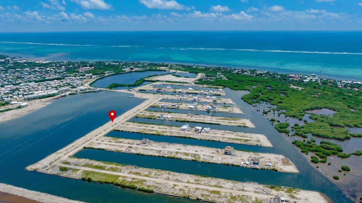 Premium Bayfront Lots For Sale — Ambergris Caye, Belize