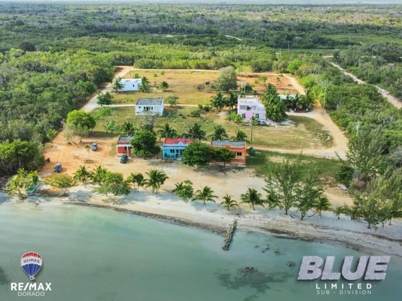 Blue Limited Sub-Divison , Los Pinos, Sarteneja — photo 1 of 5