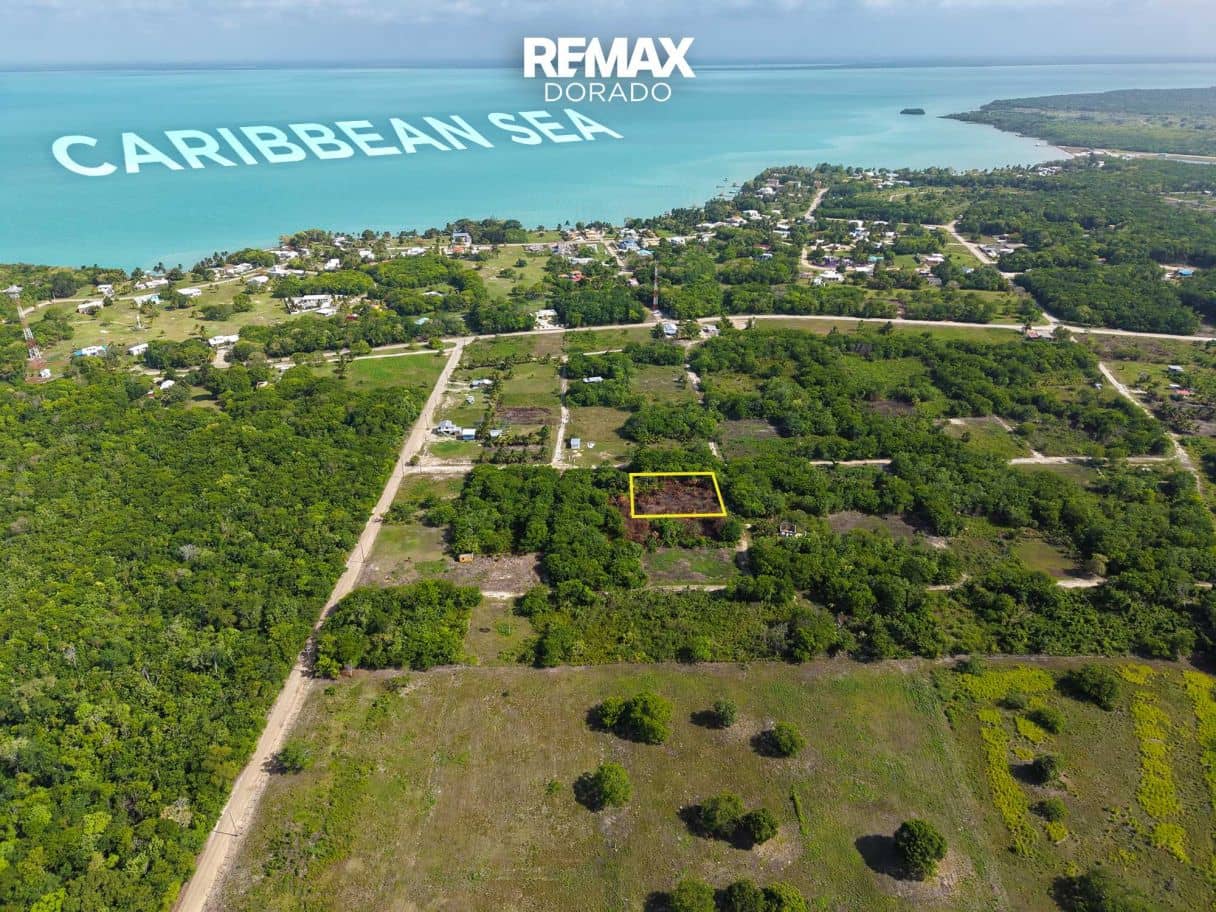 Caribbean Sea Access Lot — Corozal Town, Consejo — Consejo, Belize