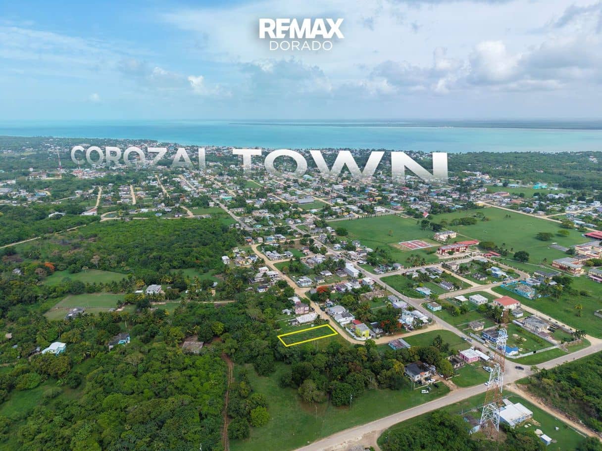 Oversized Property, Corozal Town — Corozal Town, Belize
