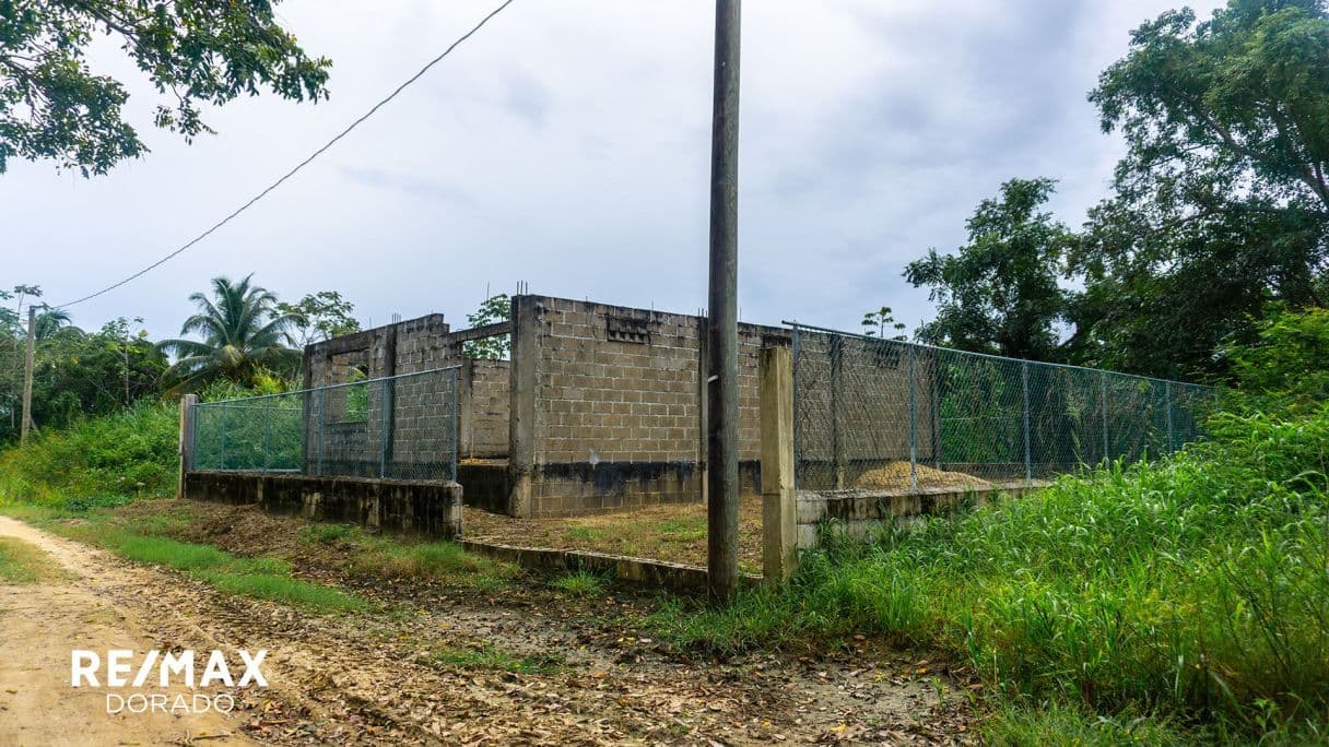 Dangriga Town, Stann Creek, Belize — photo 1 of 7