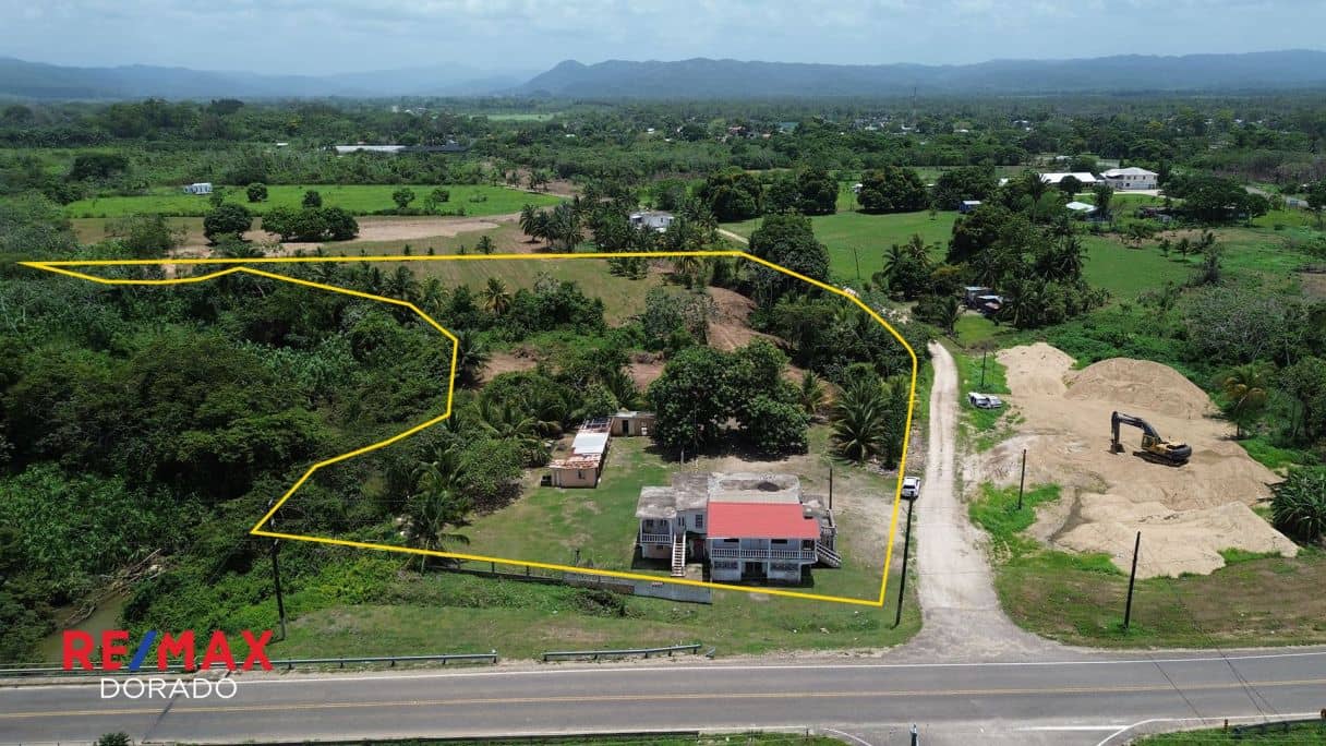 3.47 Acres with Fixer Upper Home & Commercial Space – Hope Creek Village, Stann Creek — Alabama, Belize