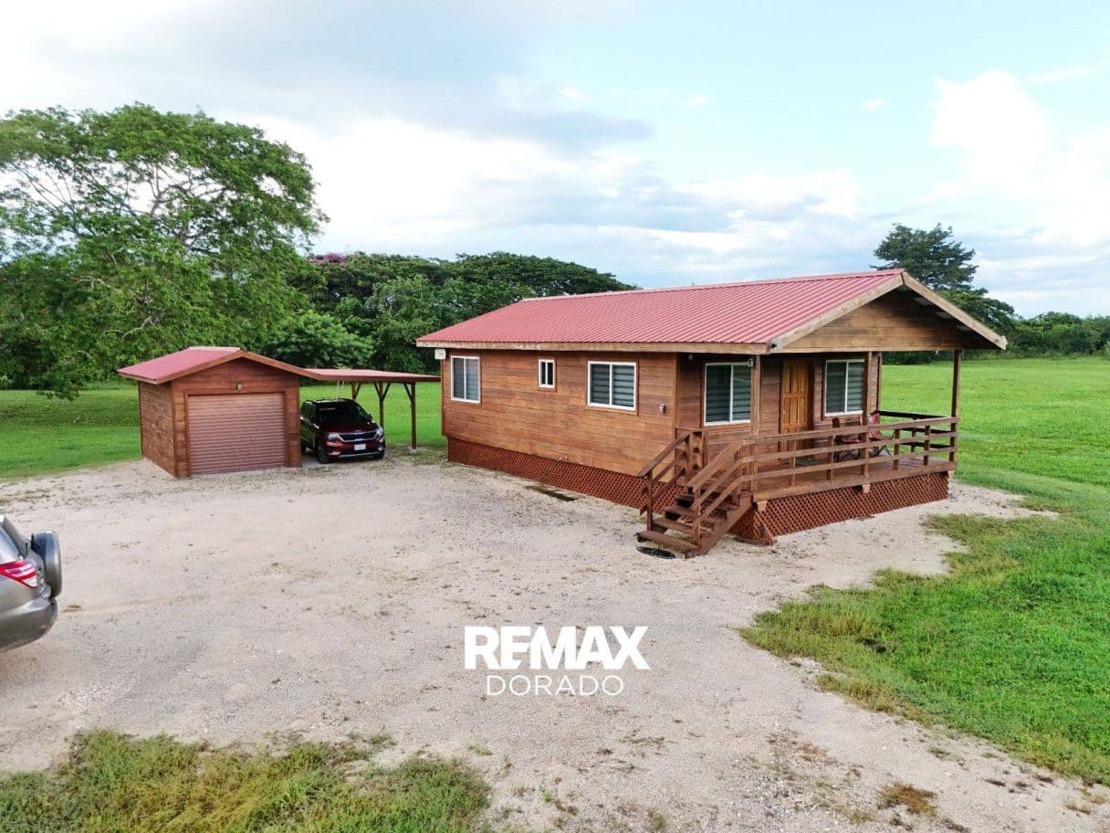 Turnkey Country Living: 2-Bedroom Home on 1 Acre close to spanish lookout — photo 1 of 17