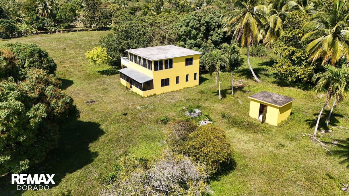 The San Joaquin Estate: 17 Acres of Privacy, Luxury & Opportunity in Belize — photo 1 of 11