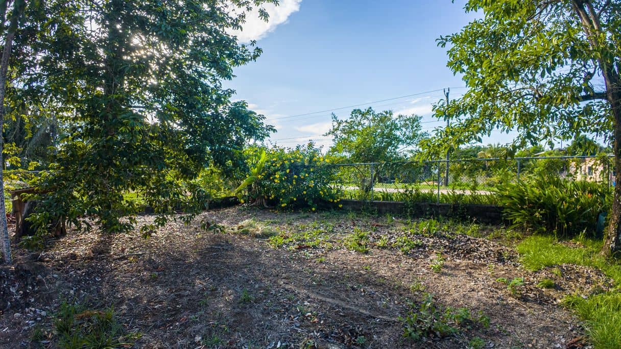 Prime Residential Lot for Sale with fence, Punta Gorda Town — Punta Gorda, Belize